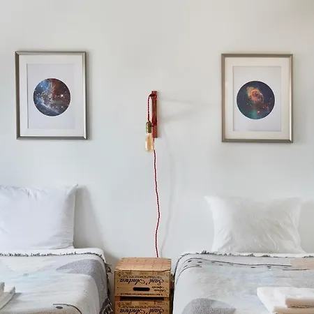 Cozy Flat In Santa Apolonia Lissabon