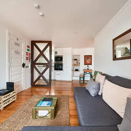 Cozy Flat In Santa Apolonia アパート *